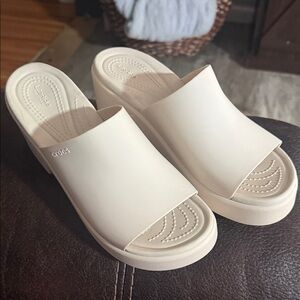 CROCS Women's Cream Brooklyn heeled Mules